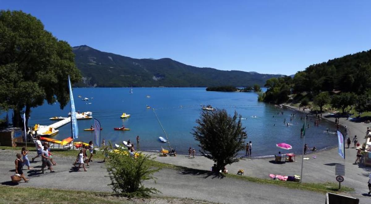 Plage - Locations Activités Nautiques, Plage de la Baie Saint Michel CHORGES - Plage - Locations Activités Nautiques, Plage de la Baie Saint Michel CHORGES