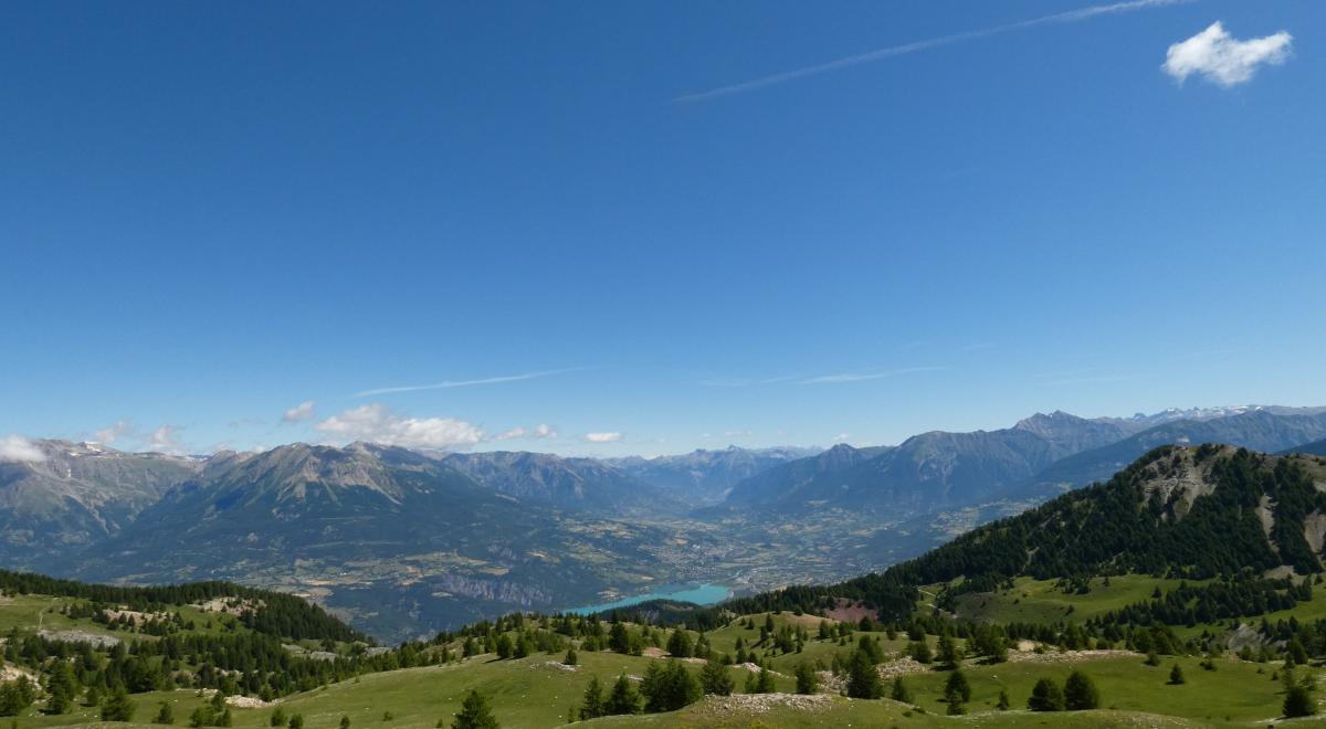 Paysage de serre-Ponçon - alpage du Morgon