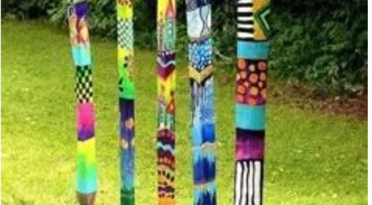 Totems en bois flotté