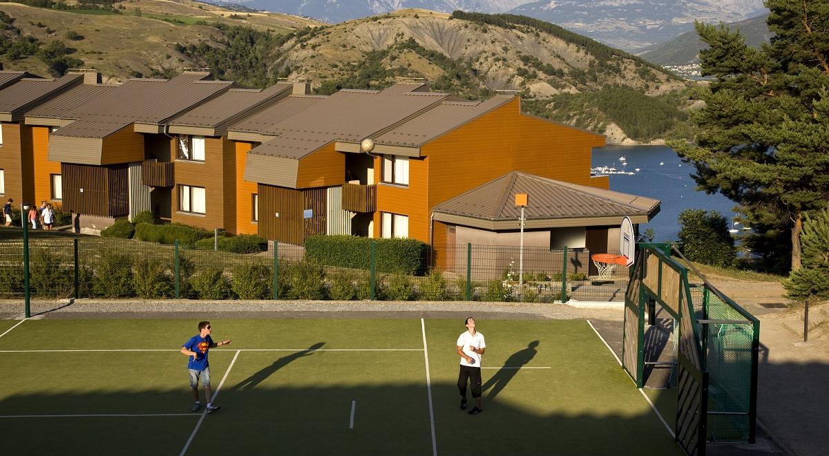 Terrain de tennis - Terrain de tennis