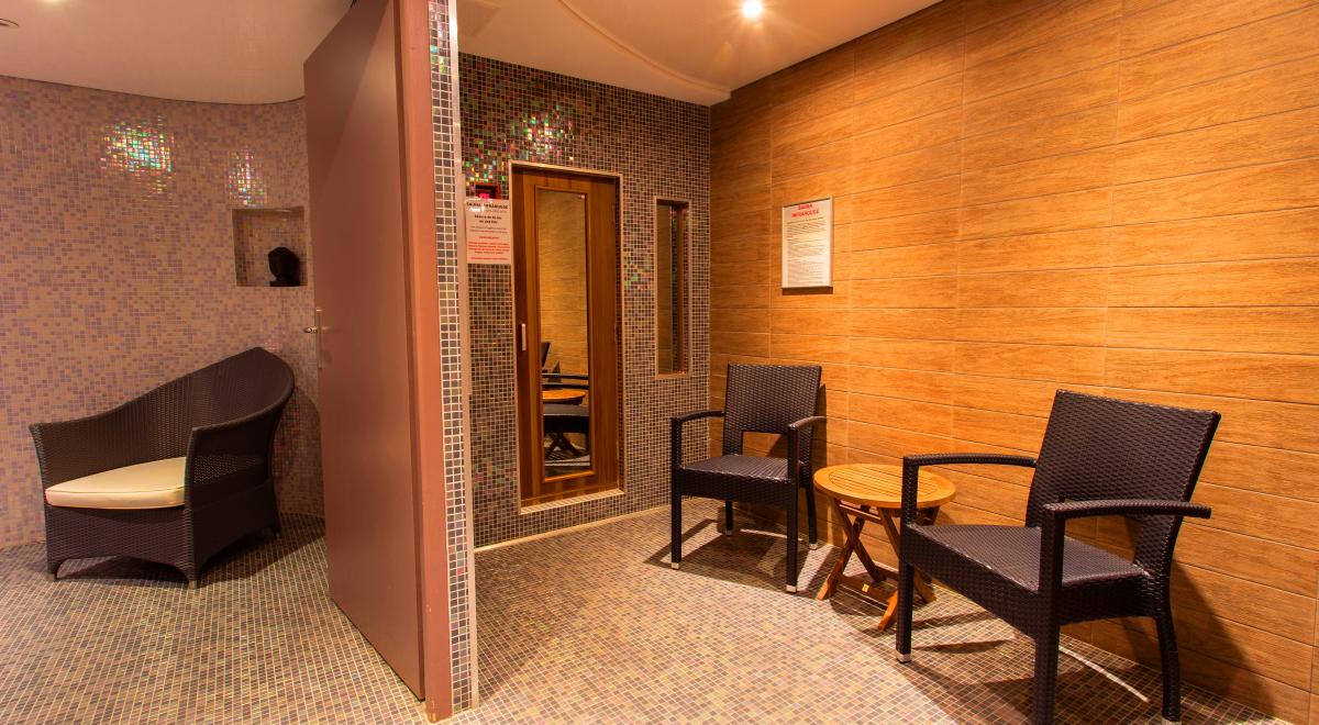 Ax'Hôtel Restaurant Spa à CHORGES 05 - Sauna infrarouge Excellence Spa