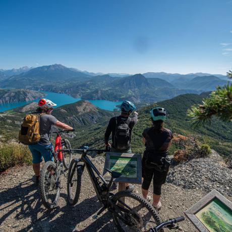 Image - Belvédère de Serre du Renard