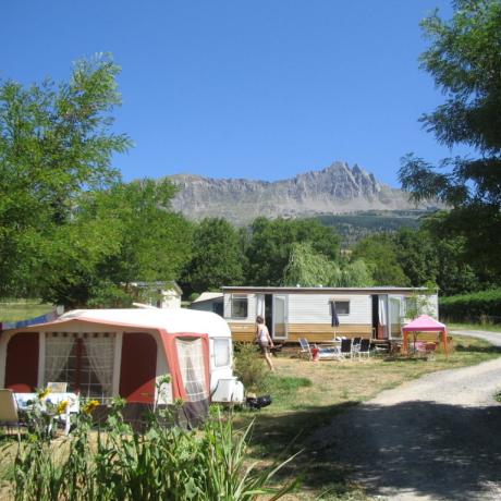 Camping Le Grand Pré CHORGES - Camping Le Grand Pré CHORGES Camping Le Grand Pré CHORGES - Camping Le Grand Pré CHORGES