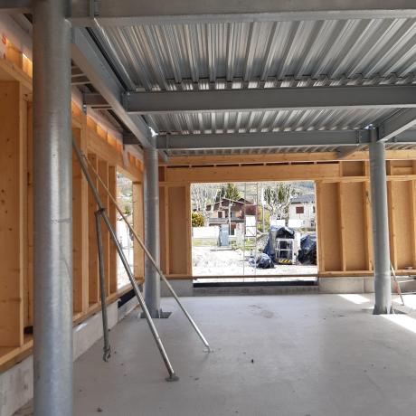 Intérieur metal et bois