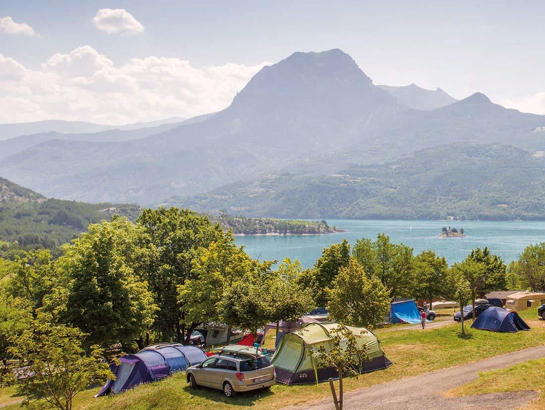 Camping De La Baie St Michel Chorges Au Bord Du Lac Dans Les Hautes camping-de-la-baie-st-michel-chorges-au-bord-du-lac-dans-les-hautes