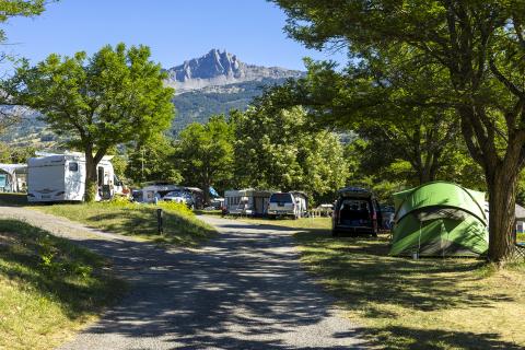 13 Camping.jpg