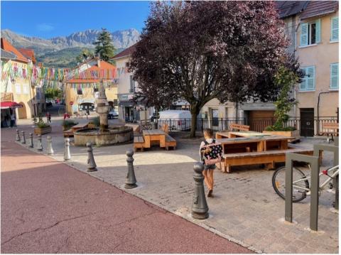 place Lesdiguières.jpg